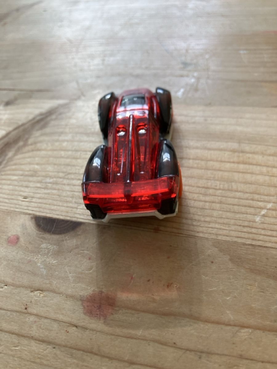 Hot Wheels Giocattoli: Spielzeugauto rot – Usato da Bern venduto da Nathalie_Simone 2