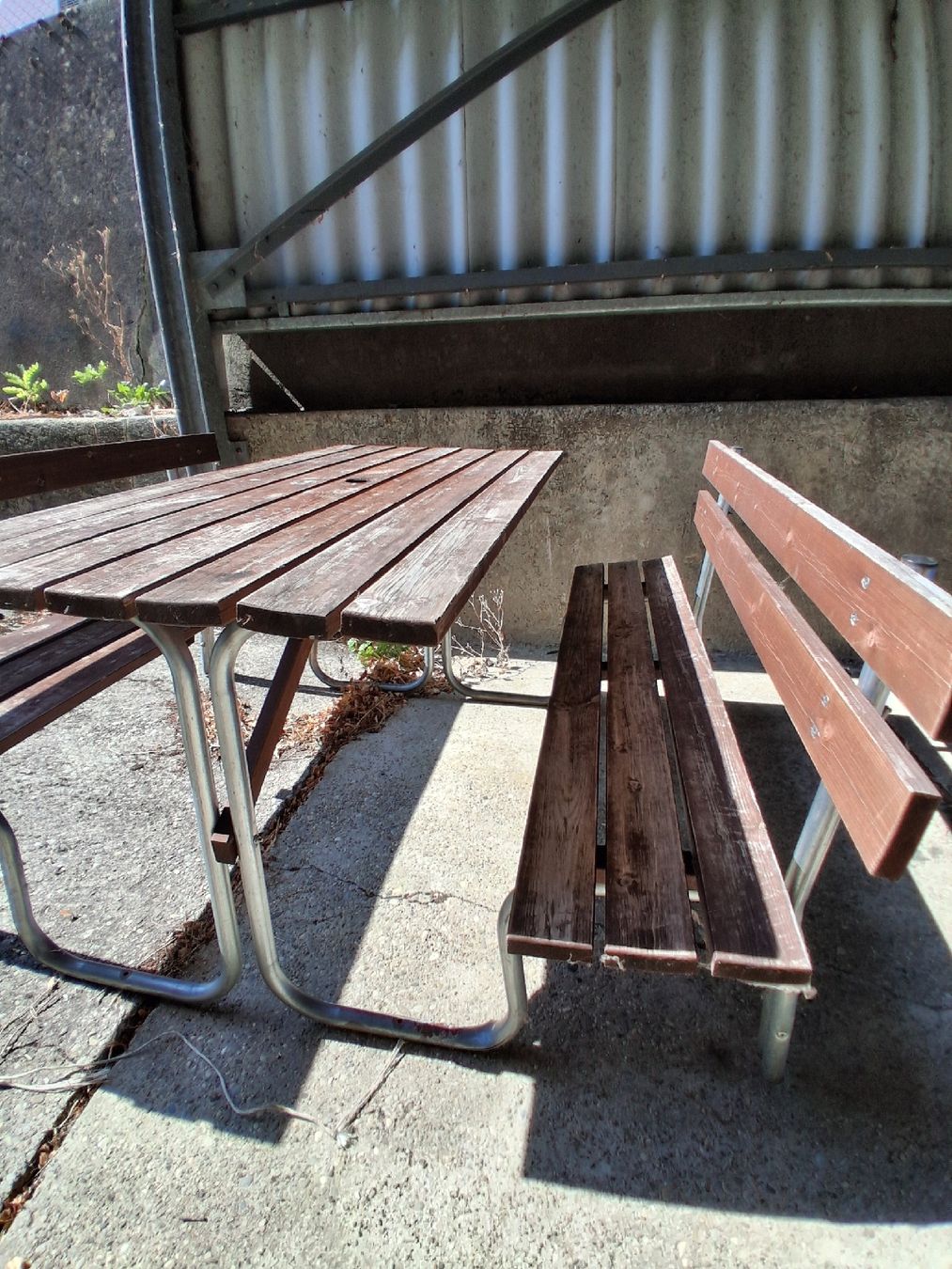 Set di tavolo e panche: 2 Stk Picknick Tische mit Bank – Usato da Trimbach venduto da Tripoli_Trimbach 6