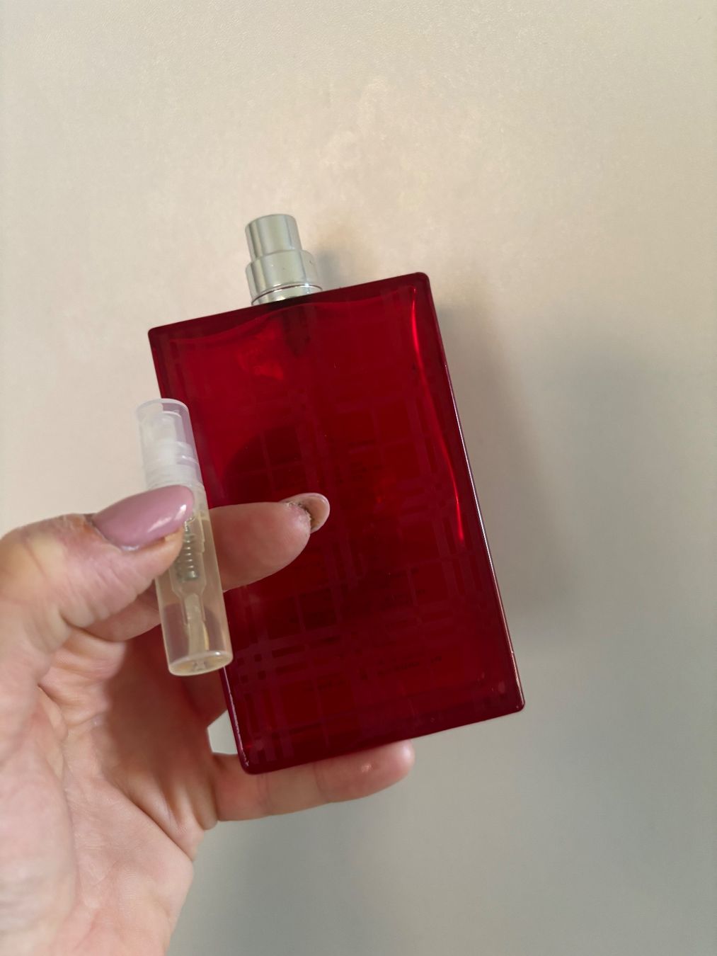 Burberry Profumi & Eau de Toilette: Burberry Brit Red - Eau de Parfum - Duftprobe - 2 ml. – Usato da Zürich venduto da deruja