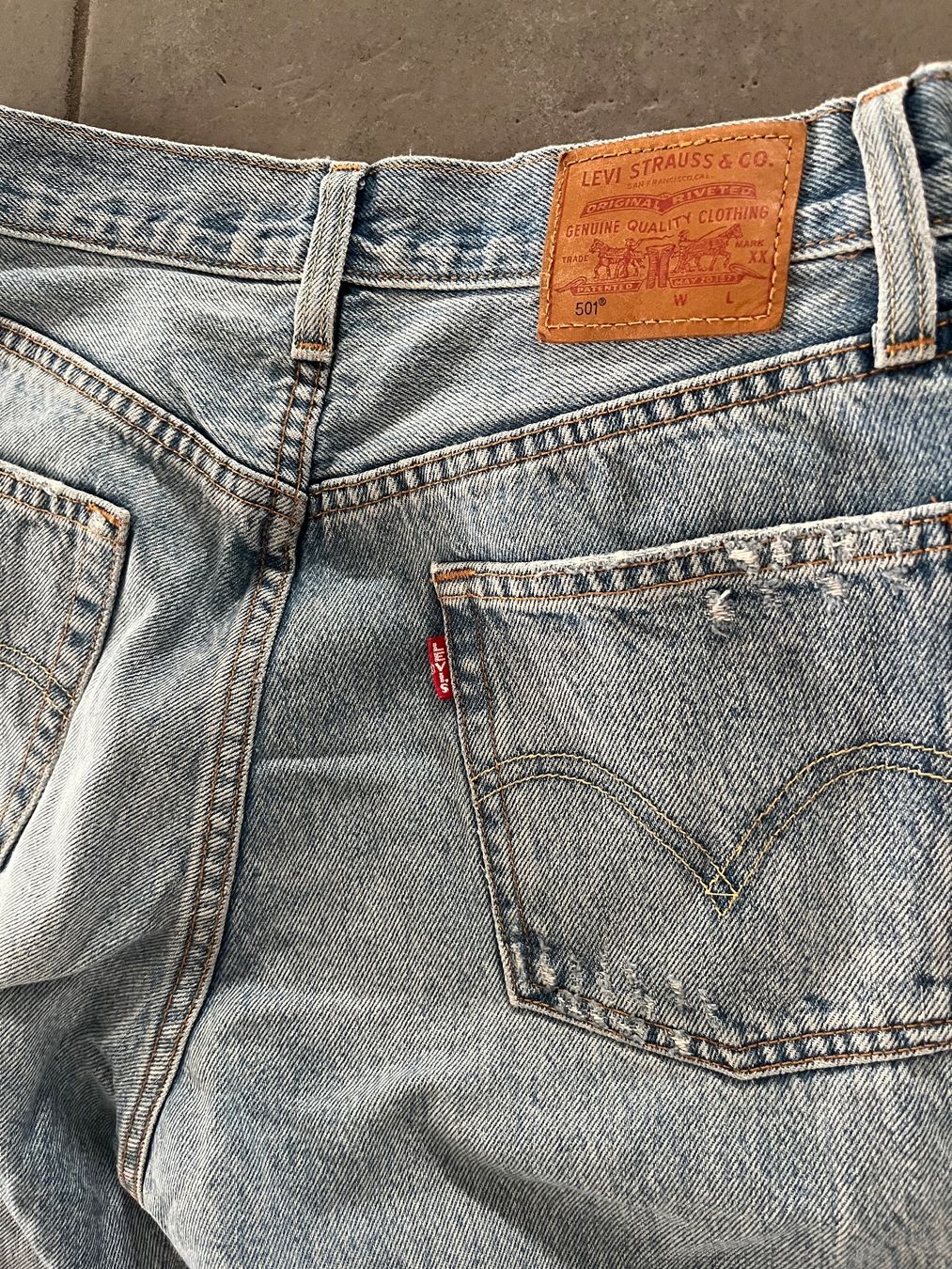 Levi's Jeans: Levi‘s Jeans 501, Gr. 27/28 – Gebraucht aus Rüschlikon von TulipeR8 4