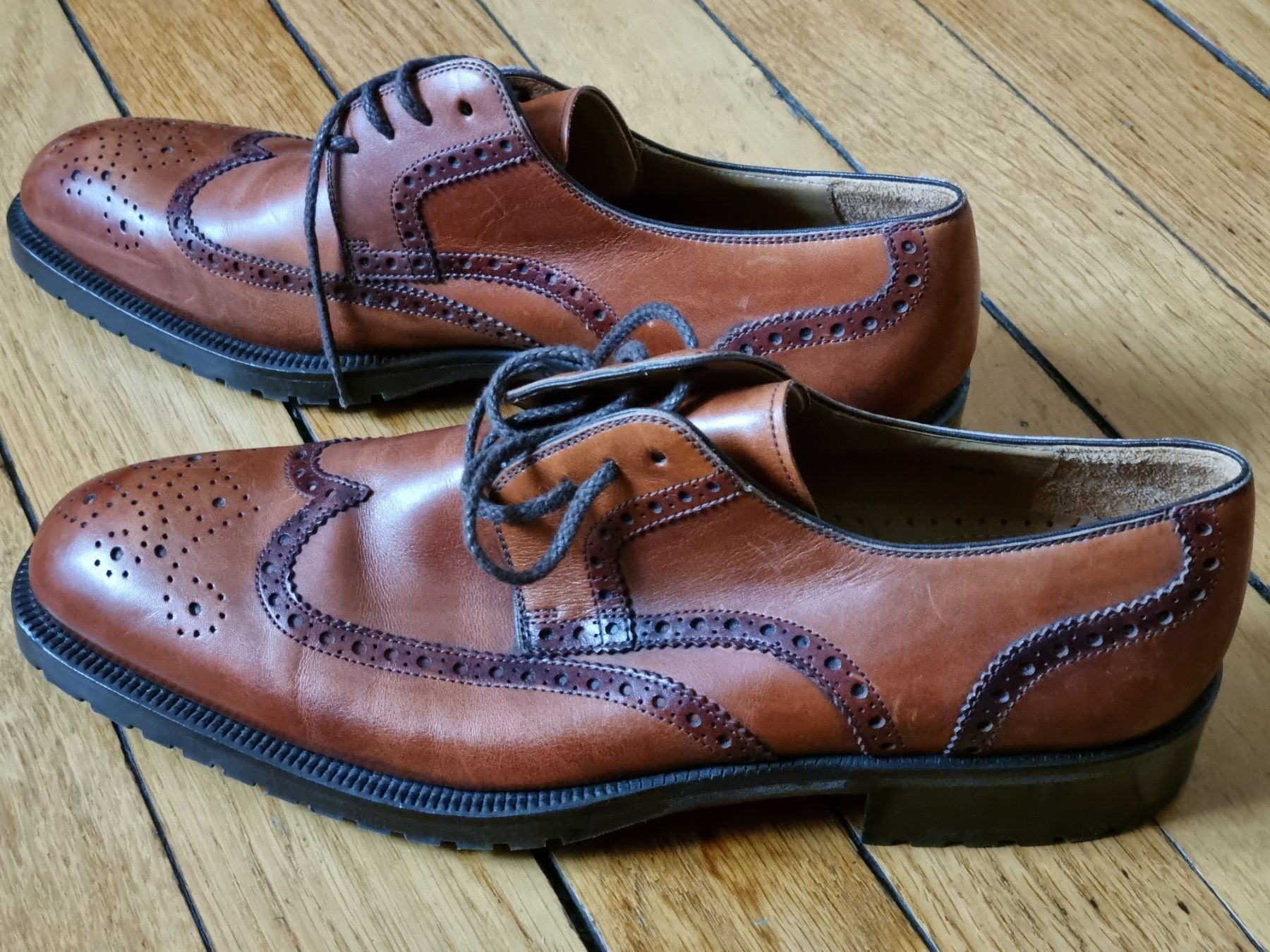 Scarpe da uomo: MAGNANNI MADE IN SPAIN – Usato da Schaffhausen venduto da Leveron13