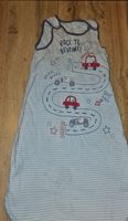 Blauer Schlafsack mit Rennauto-Motiv, Grösse 80 - 86
