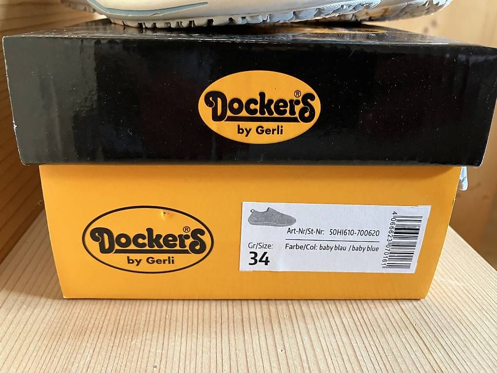 Scarpe per ragazzi: Dockers Turnschuhe Gr.34 – Usato da Brunnadern venduto da Bumlebee 1