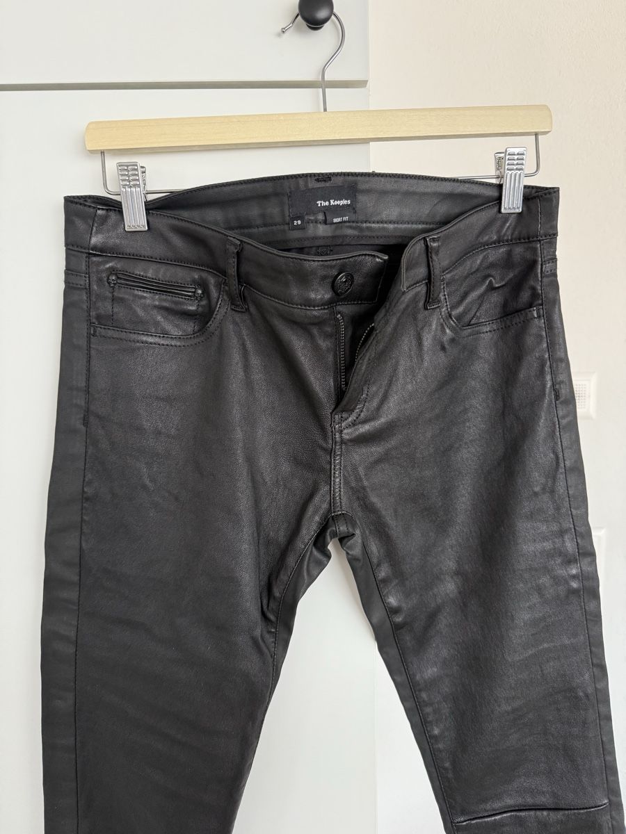 Kooples Pantaloni: Leder Hose von The Kooples – Nuovo (secondo la descrizione) da Zürich venduto da mel_87ct 1