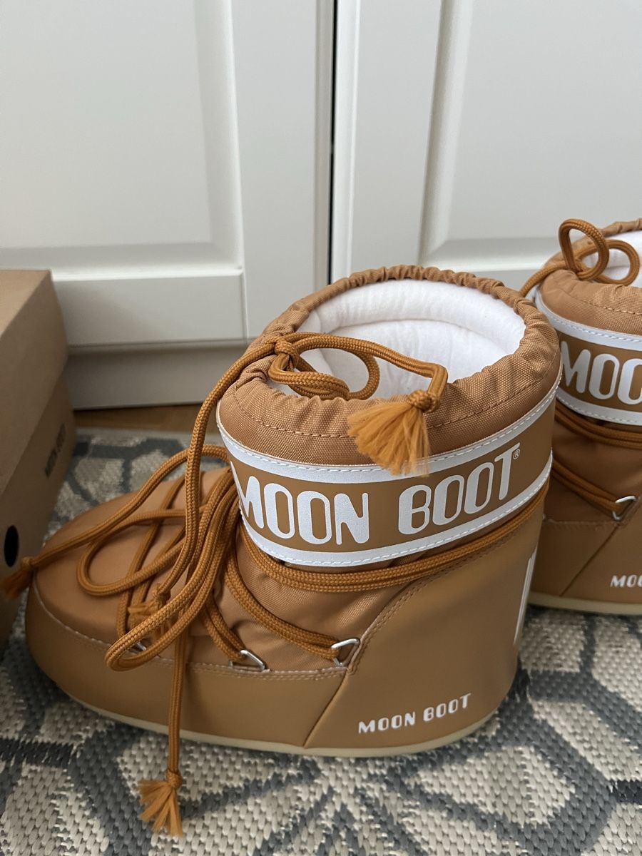 Moon Boot Scarpe da donna: Neue Moon-Boots – Nuovo e nell'imballaggio originale da Allschwil venduto da eyl_bb8q 1