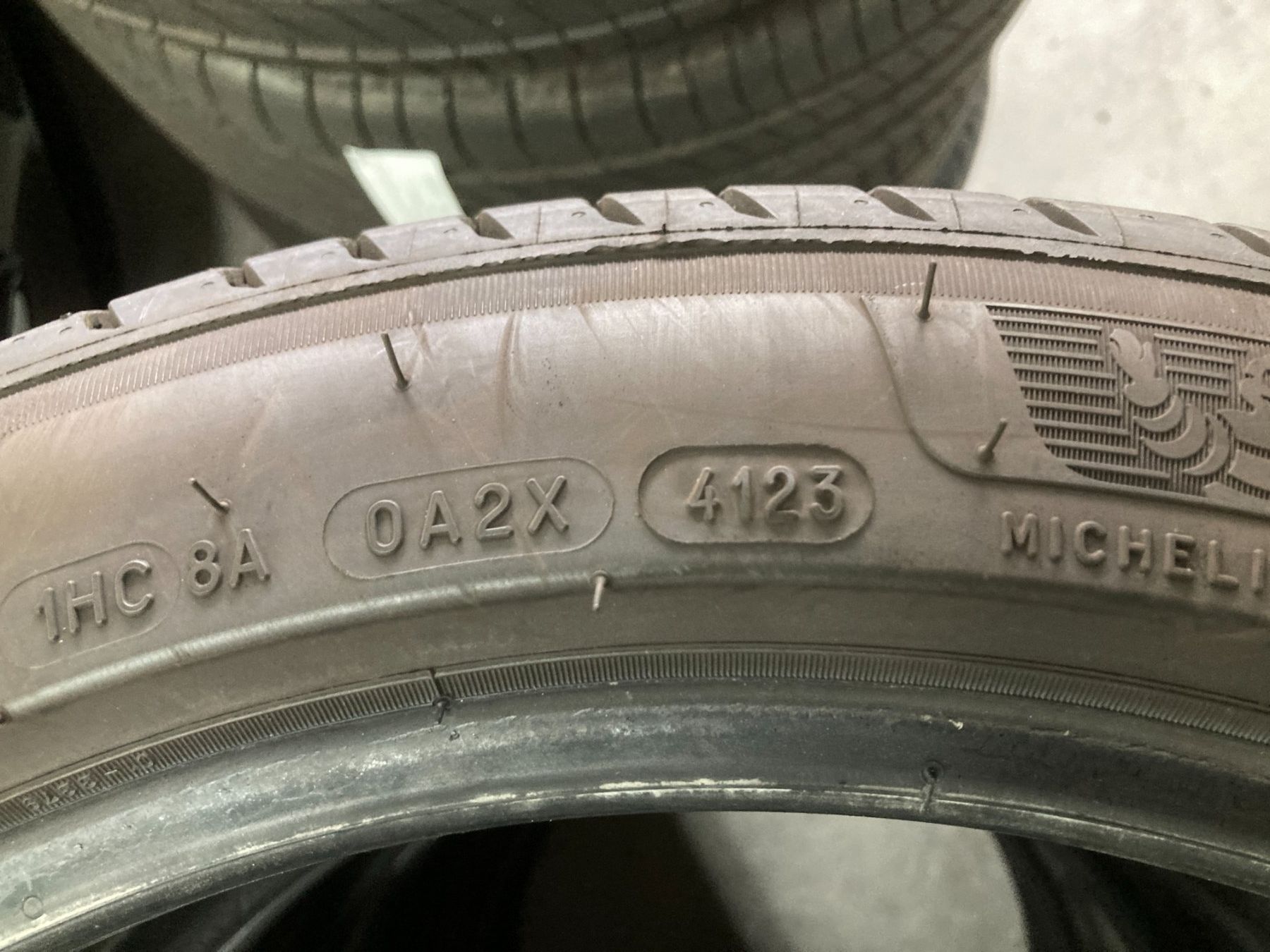 Michelin Pneus & Kompletträder: 225/45R17 Sommerpneu Michelin – Gebraucht aus Cham von WB2223 2