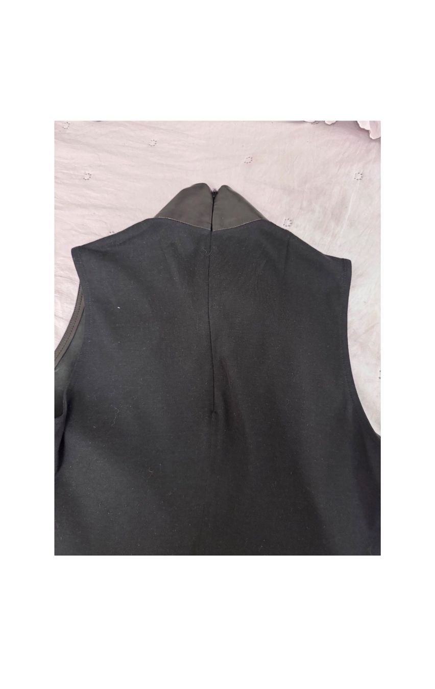 Gucci Top: Gucci Tom Ford Leder Top – Usato da Rapperswil SG venduto da liv_7nkf 4