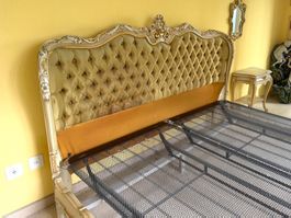 |•|  Doppelbett Italien wohl 1970er