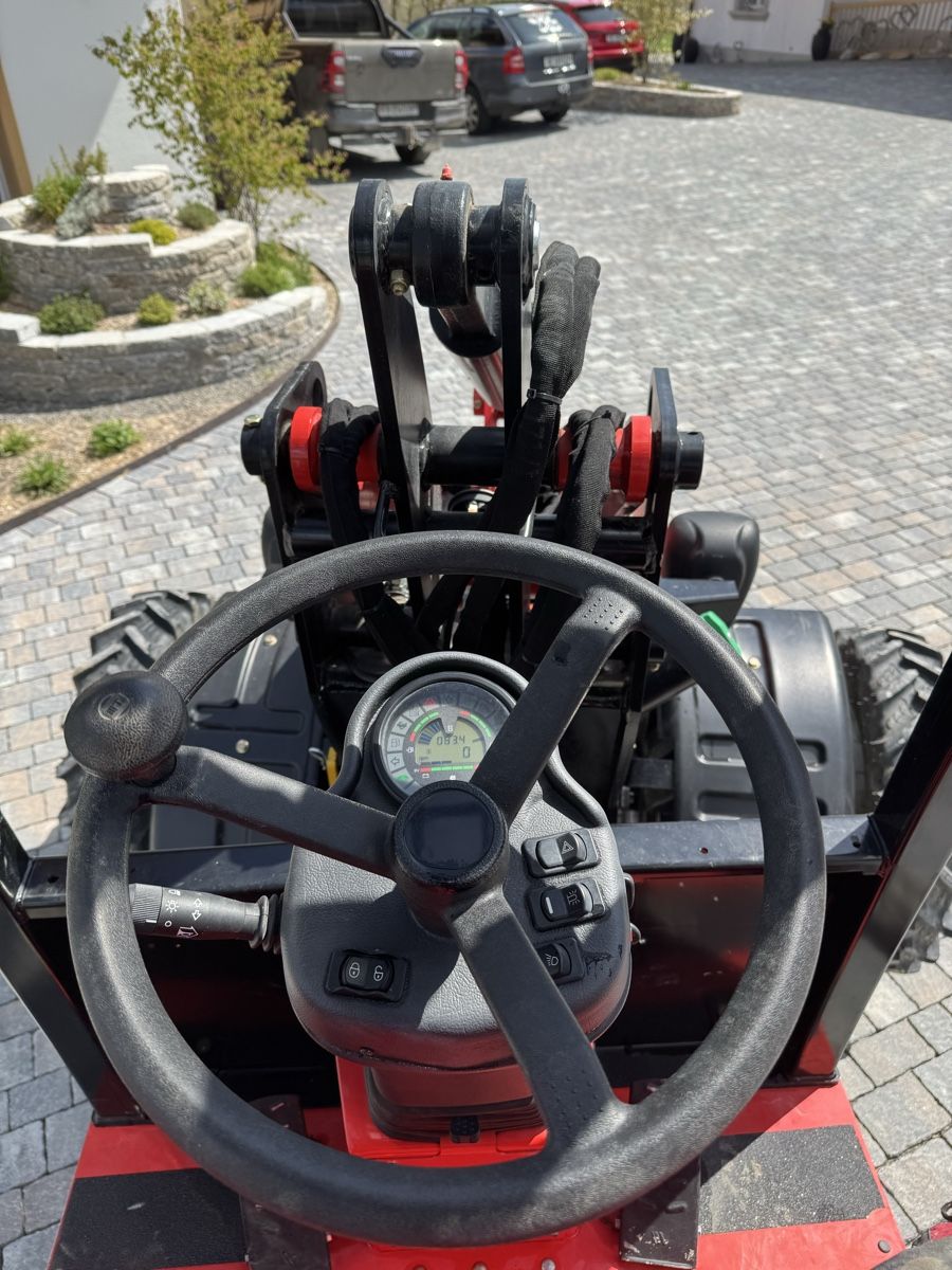 Gehl Caricatori: Manitou MLA 3-35H Hoflader – Nuovo (secondo la descrizione) da Ueberstorf venduto da FuchsF 3