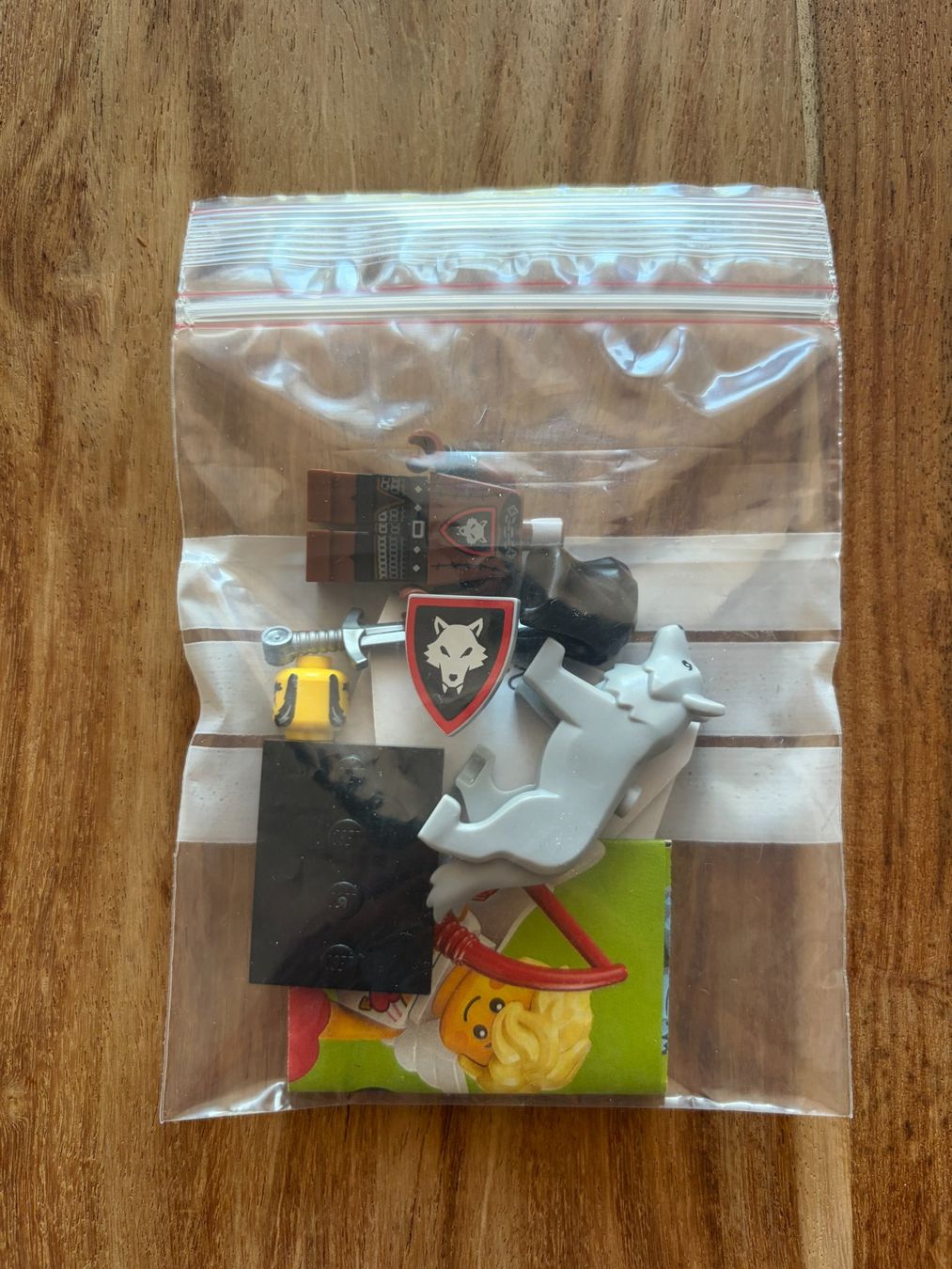 Lego Statuette: LEGO Minifigur Serie 27 "Wolfpack Beastmaster" – Nuovo (secondo la descrizione) da Zürich venduto da Faeburey 1