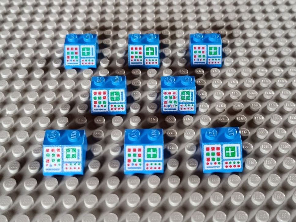 Lego Kit di costruzioni: LEGO - 8x Slope Computer Panel - 3039p34 – Usato da Muhen venduto da Legoholic