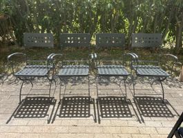 4 Gartenstühle Metall mit Armlehnen