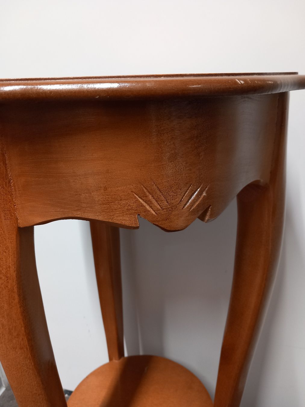 Altro in Decorazioni & Accessori: Antiker Blumen Hocker, Tisch, Regal, Holz – Usato da Gwatt (Thun) venduto da umwelt-brocki 2