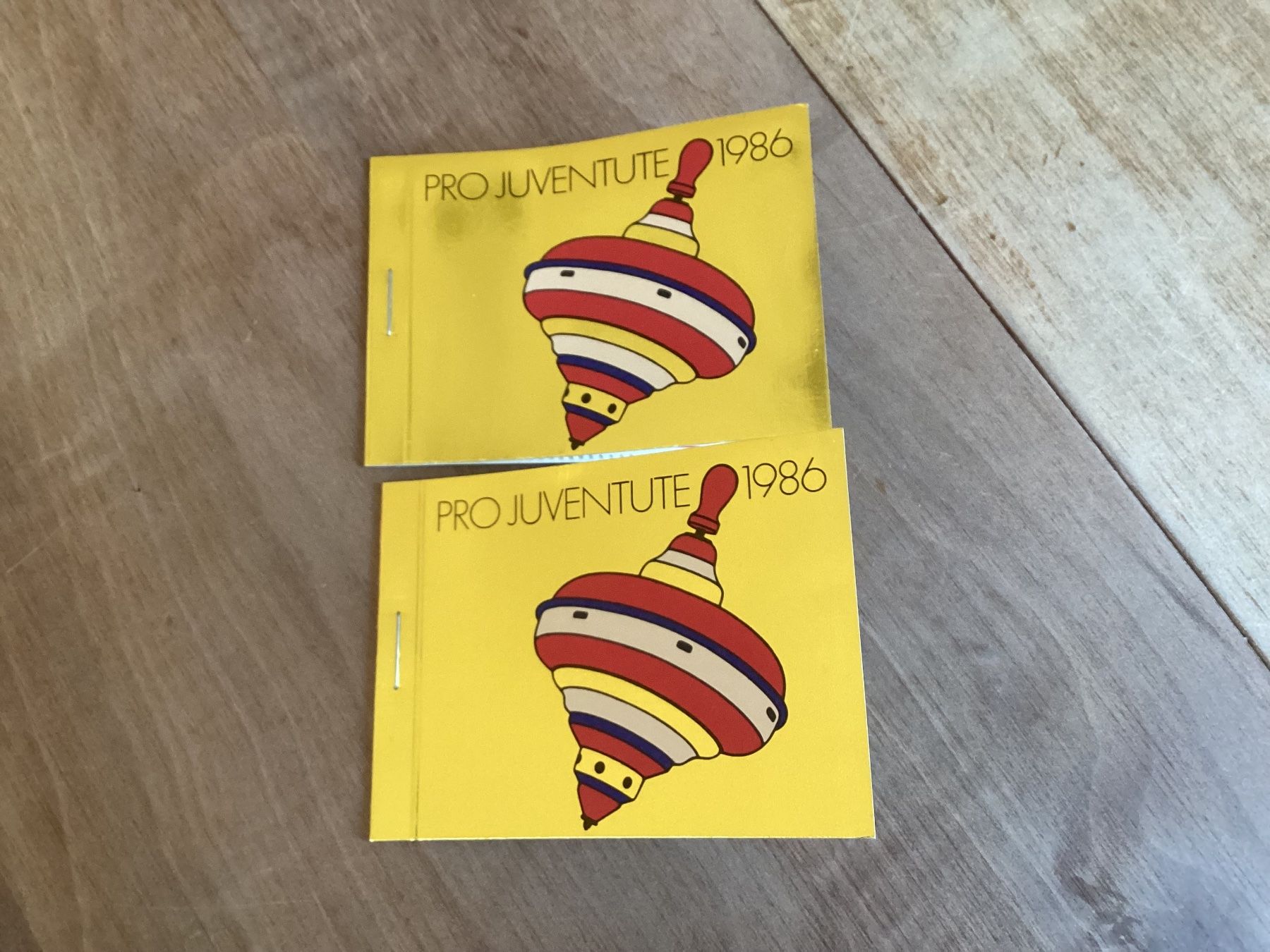 Tutti i francobolli: 24x -.50 Briefmarken postfrisch Pro Juventute 1986 Kreisel – Nuovo (secondo la descrizione) da Seftigen venduto da Muggelwomb 1