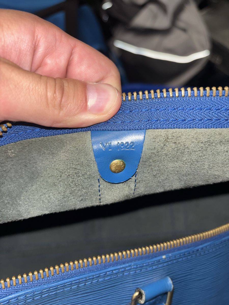 Louis Vuitton Borse: Louis Vuitton Epi Toledo Blue Keepall – Usato da Hermetschwil-Staff venduto da Jonah.jab 3