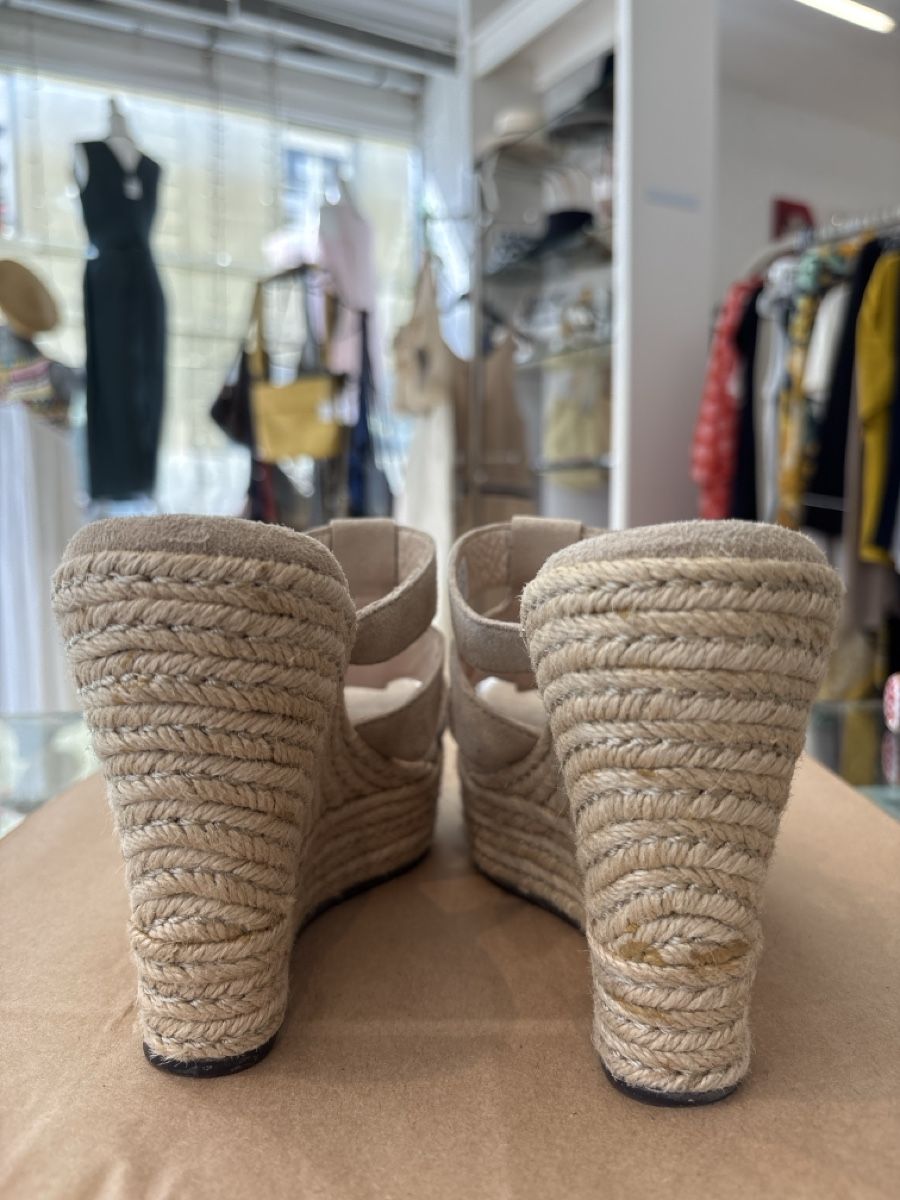 Ugg Scarpe da donna: UGG Keilabsatz Sandalen beige Grösse 38 Leder – Usato da Burgdorf venduto da VouSchoen 4