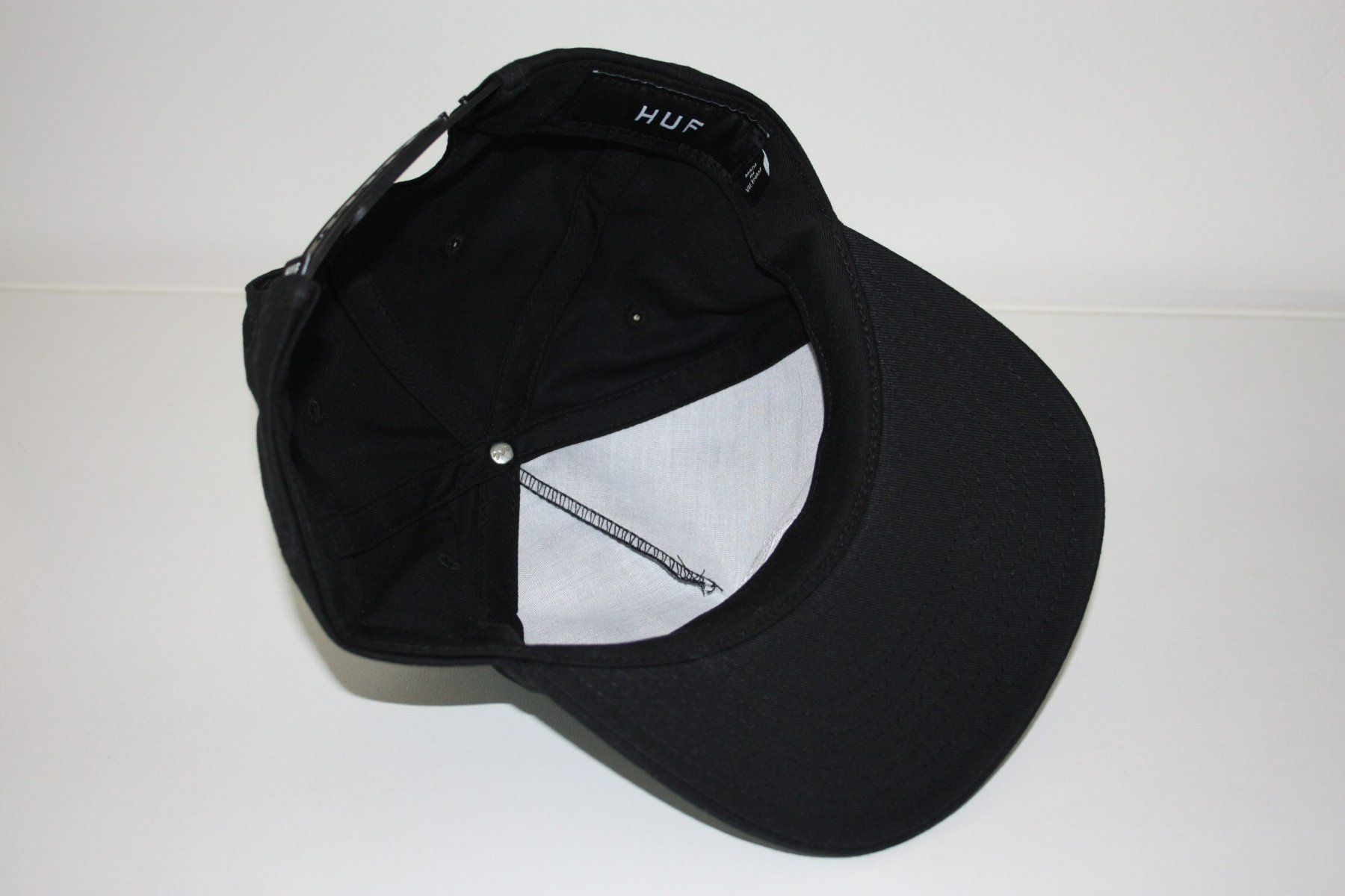 Copricapi, berretti & cappellini: Huf Triple Triangle Snapback Cap – Nuovo (secondo la descrizione) da Deitingen venduto da Johnny_Malibu 4