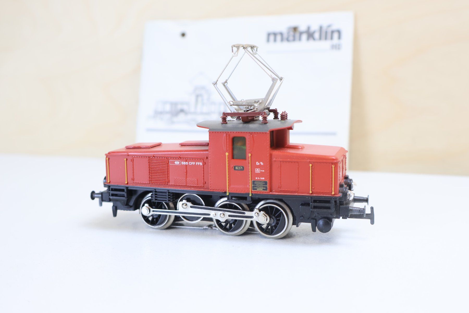 Märklin Modellini di ferrovie: Märklin SBB Ee 3/3 Rangier E-Lok - Digital H0 – Usato da Winterthur venduto da Monstera 2