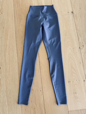 ALO Yoga Airlift Leggings Grösse violett Grösse XS