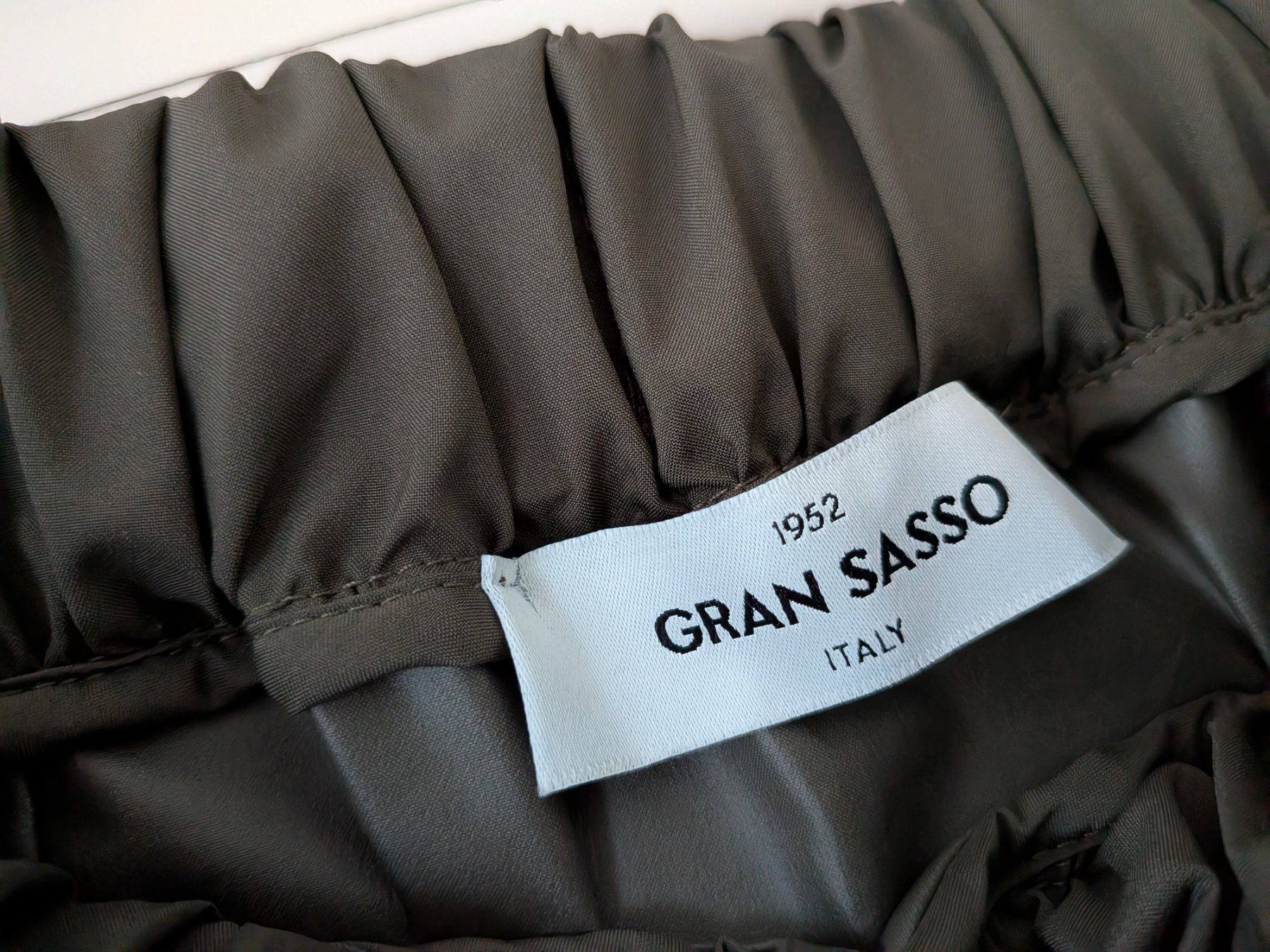 Gonne: Gran Sasso Rock – Usato da Emmen venduto da magelan 6