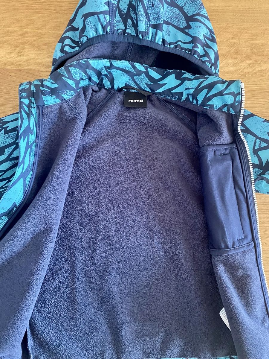 Reima Giacche & Cappotti: Reima Softshelljacke - Gr. 110 – Usato da Frenkendorf venduto da Kompasskind 2