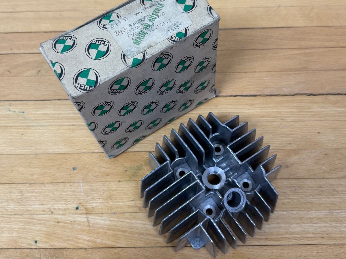 Puch Ciclomotori: Zylinderkopf Puch Maxi 38mm NOS – Nuovo e nell'imballaggio originale da Hallau venduto da mofaplus
