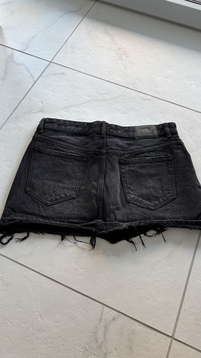 Bershka Gonne: Pull&Bear Jeansrock schwarz 38 – Usato da Seengen venduto da sa_land 1
