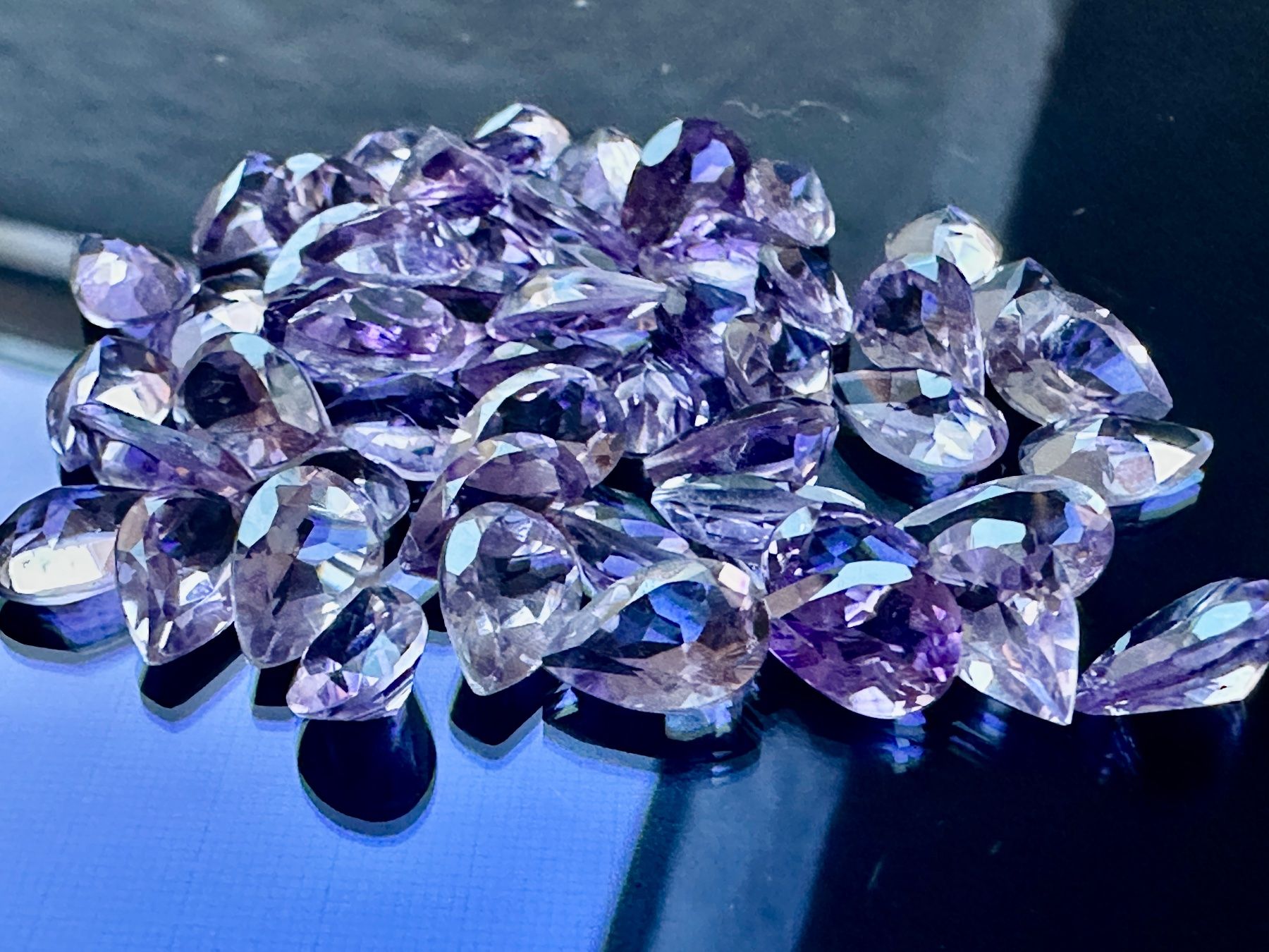 Fossiles: 2 Stück Amethyst Pear 9 x6 mm – Neuf (Voir description) à Langenthal par Seelenfreunde 7