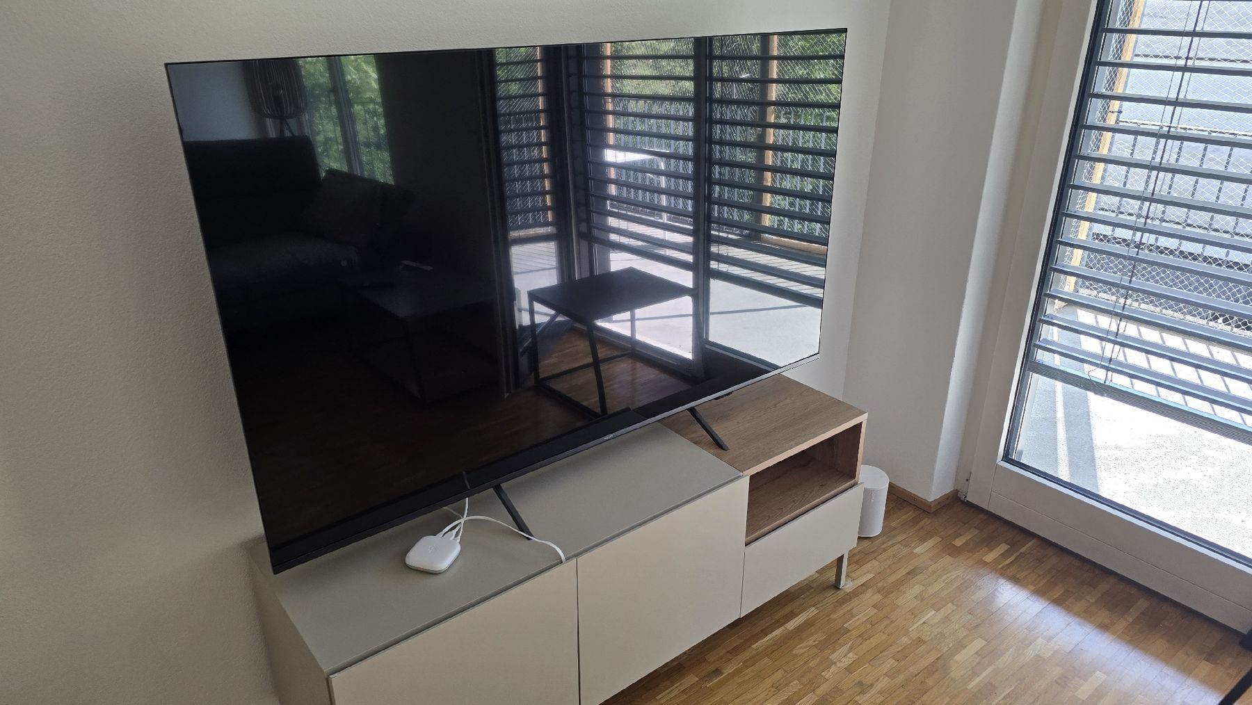 Philips Appareils TV: Fernseher inkl Möbel  – D'occasion à Luzern par sch_6xsl