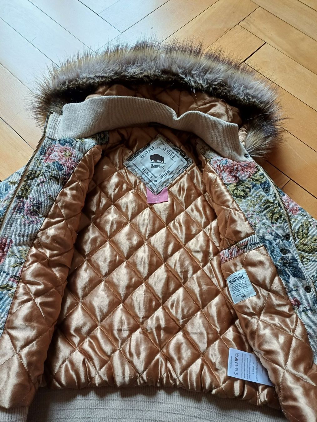 Giacche: spezielle Jacke von BellField – Usato da Bern venduto da Akatinka 2