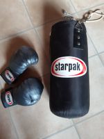 Boxsack mit Boxhandschuhe