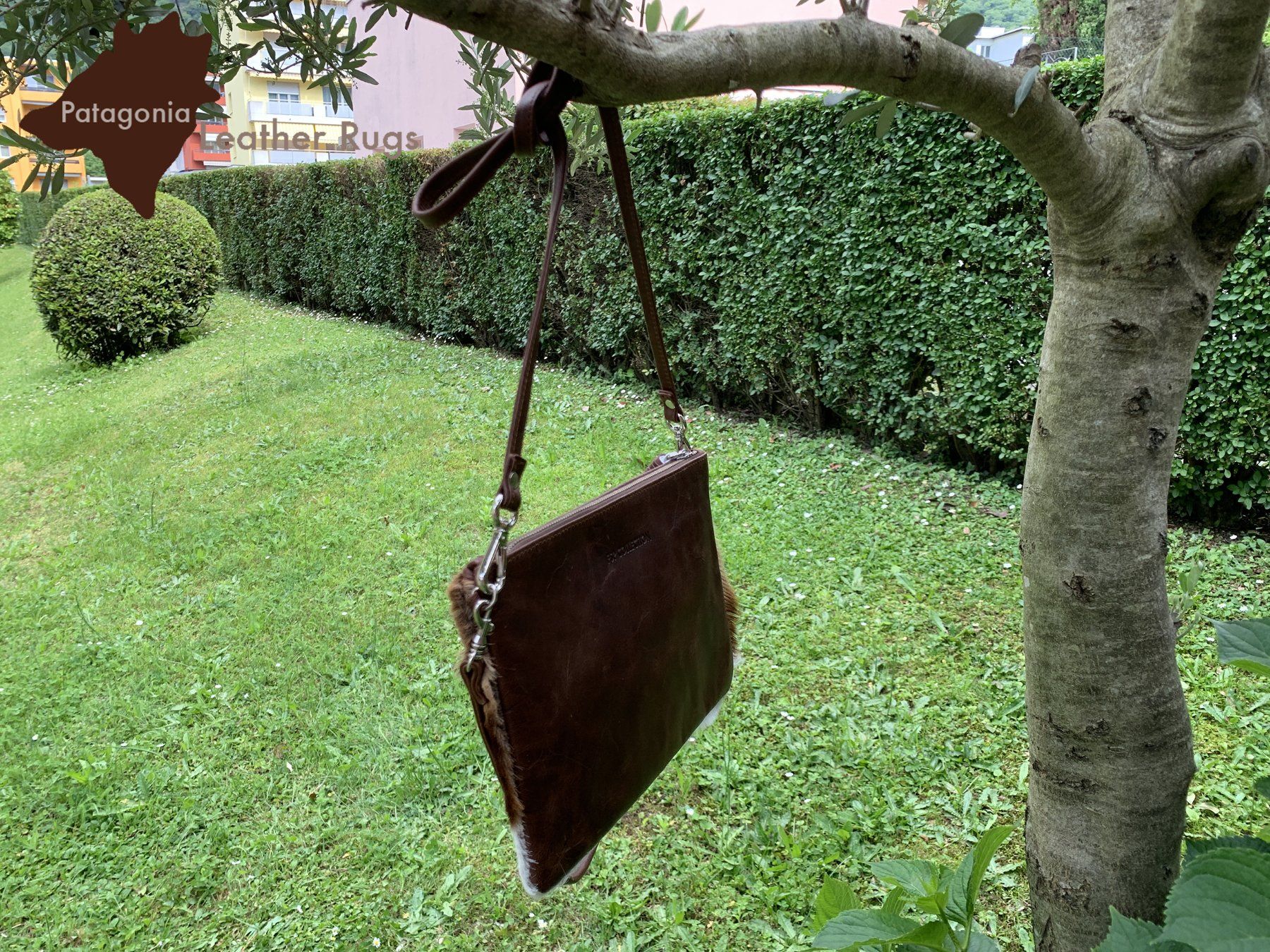 Sacs femmes: Natalie Springbokfell Handtasche – Neuf avec emballage d'origine à Arbedo par patagonialeatherrugs 5