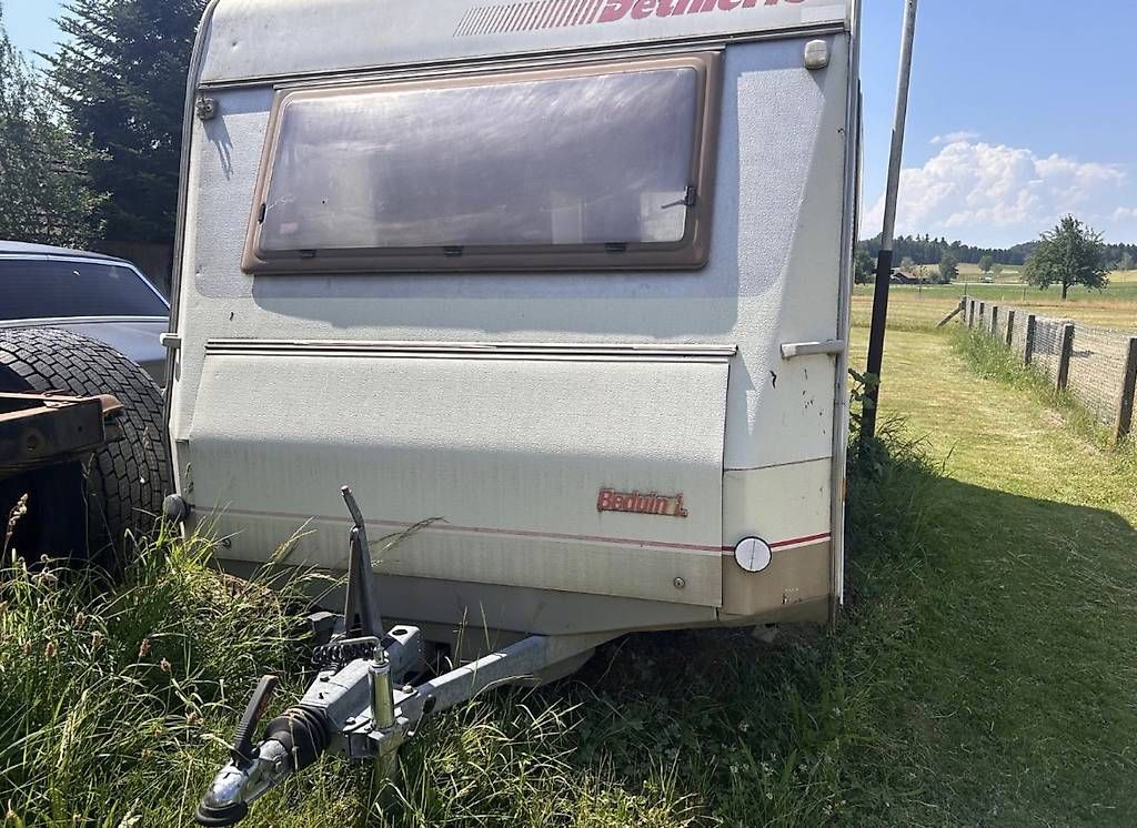 Camping Fahrzeuge: Wohnwagen – Gebraucht aus Hittnau von cla_8skq 2