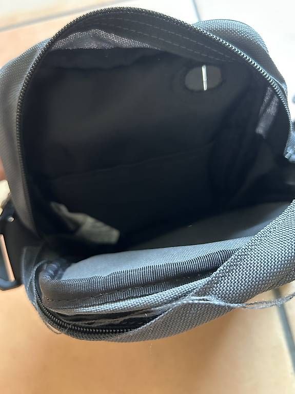 Taschen: Puma Umhängetasche – Gebraucht aus Hitzkirch von mar_6xlt 2