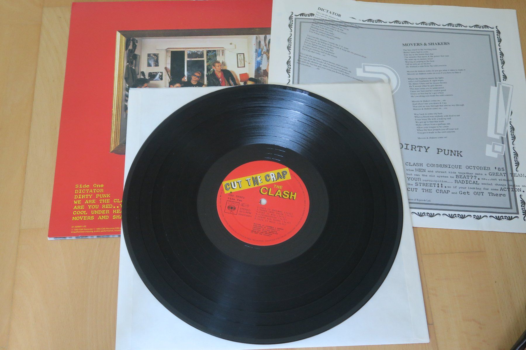 Dischi in vinile: The Clash – Cut The Crap – Usato da Thun venduto da Karibu70 3