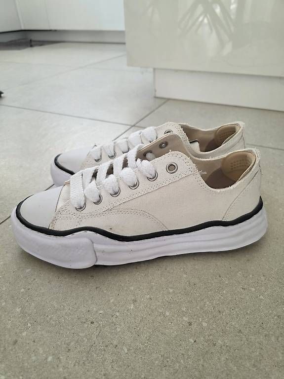 Chaussures hommes: Sneakers creme 44 – D'occasion à Wettingen par Goldrake10