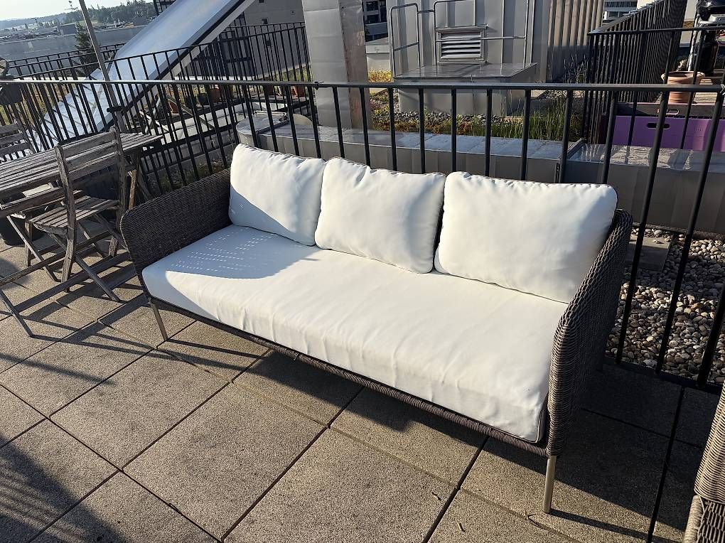 Pfister Sofas: Gartenlounge von Pfister (Johann Jakob, Cube) – D'occasion à Zürich par ussady 1