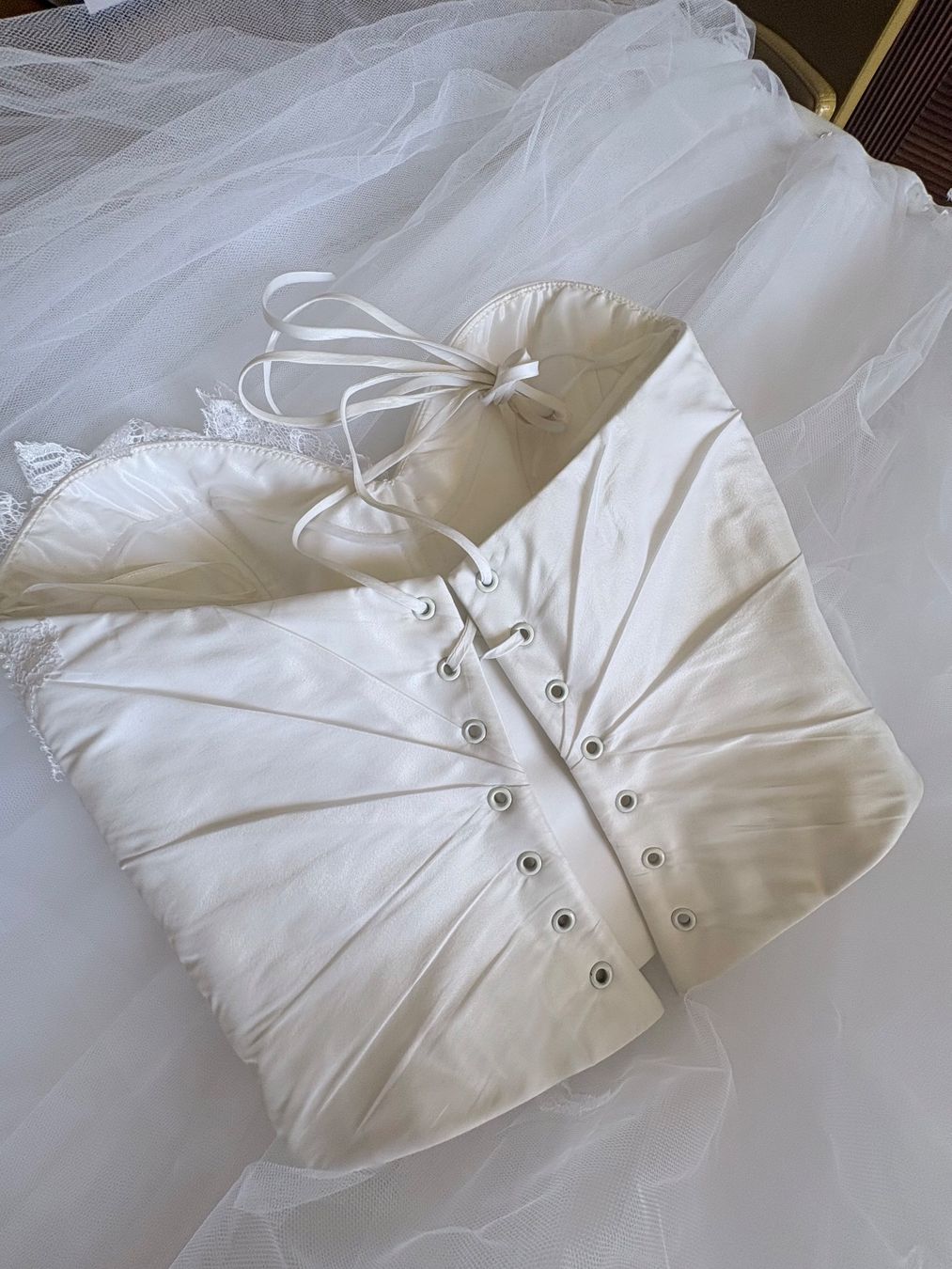Kleider: Robe de mariée – Gebraucht aus Lausanne von Firulais78 5
