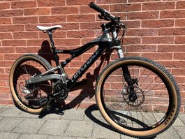 Cannondale Rush Vollgefedert Mountainbike mit Tacho & Top Re