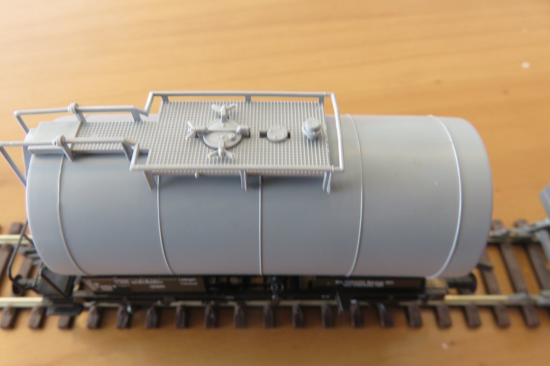 Roco Modellini di ferrovie: Roco 47091 Kesselwagen, Trinkwassertank, DR, Ep IV – Nuovo (secondo la descrizione) da Wohlen b. Bern venduto da Bajassli 4