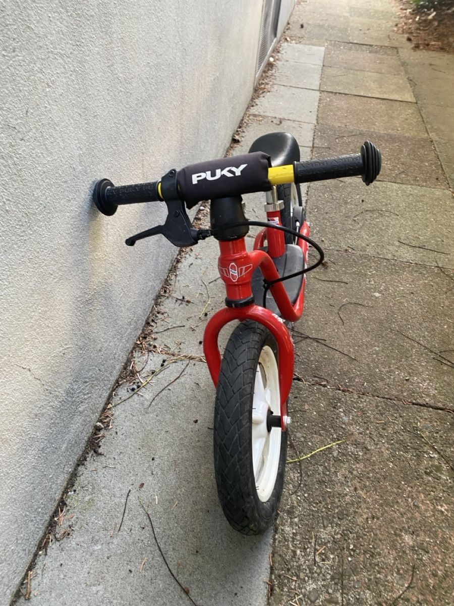 Puky Velos: Puky Laufrad Rot gebraucht – Gebraucht aus Bern von Violettaline