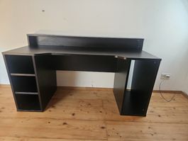 Gaming Tisch schwarz  guter Zustand