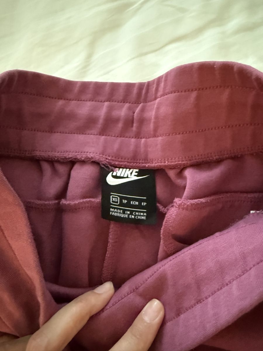 Nike Pantaloni: Nike Jogginghose XS – Usato da Volketswil venduto da habibeoez 2