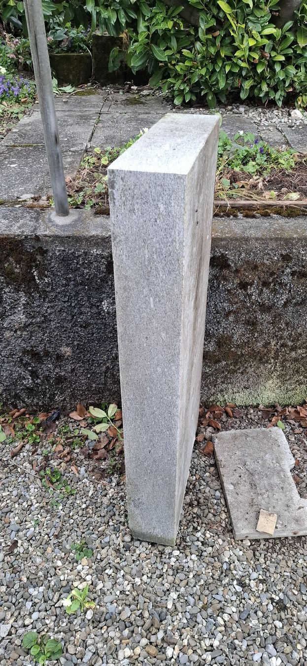 Pietre & tegole: Granitstein – Usato da Sennwald venduto da bansiner 2