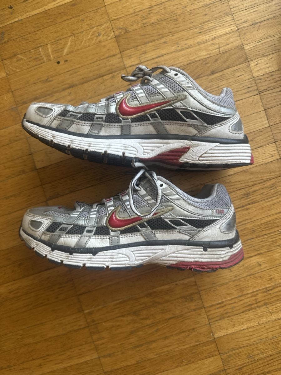 Nike Scarpe da uomo: Baskets Nike P6000 grises - EU 38 – Usato da Versoix venduto da nol_7td7 2