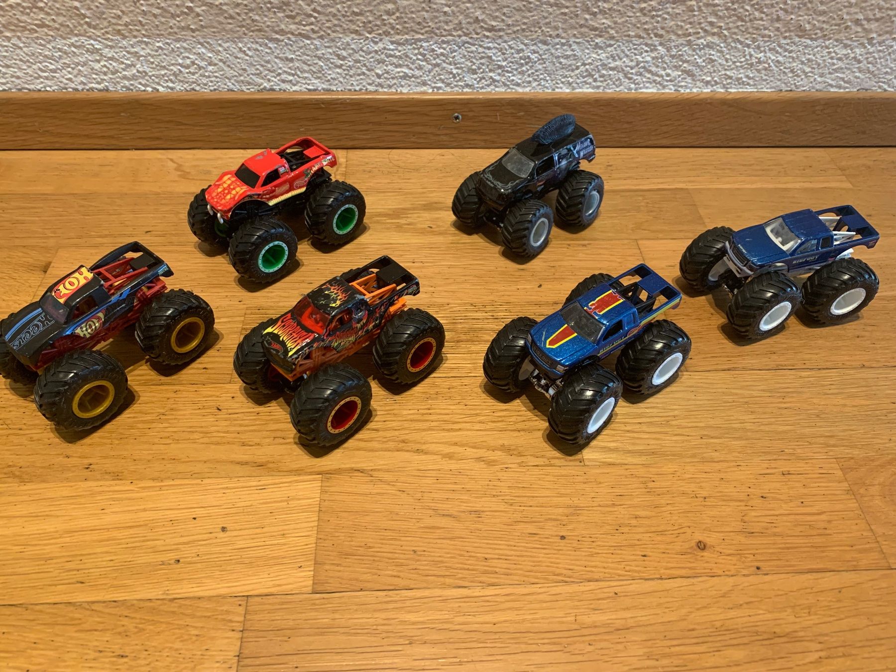 Giocattoli: Monstertrucks Auto Spielzeug – Usato da Bülach venduto da engeli92
