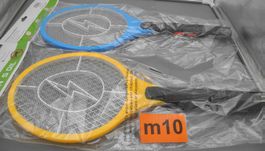 2 Elektrische Fliegenklatschen Mückenschutz. Nr. m10