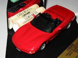 Chevrolet Corvette C5 Convertible 1998 rot *  Vitesse 1:43