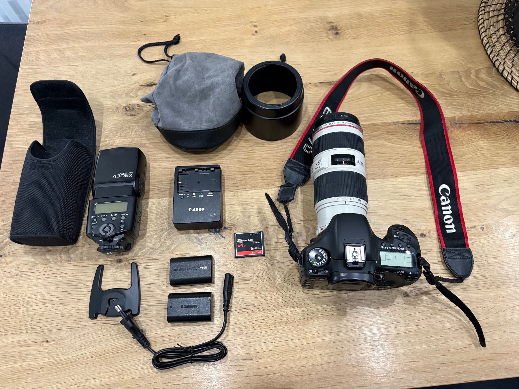 Canon Fotocamera: Canon EOS 7D inkl. viel Zubehör – Usato da Lausen venduto da sen_jm7c