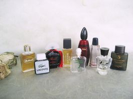9 alte Parfüm Flakon Miniaturen – Lot Mini alt